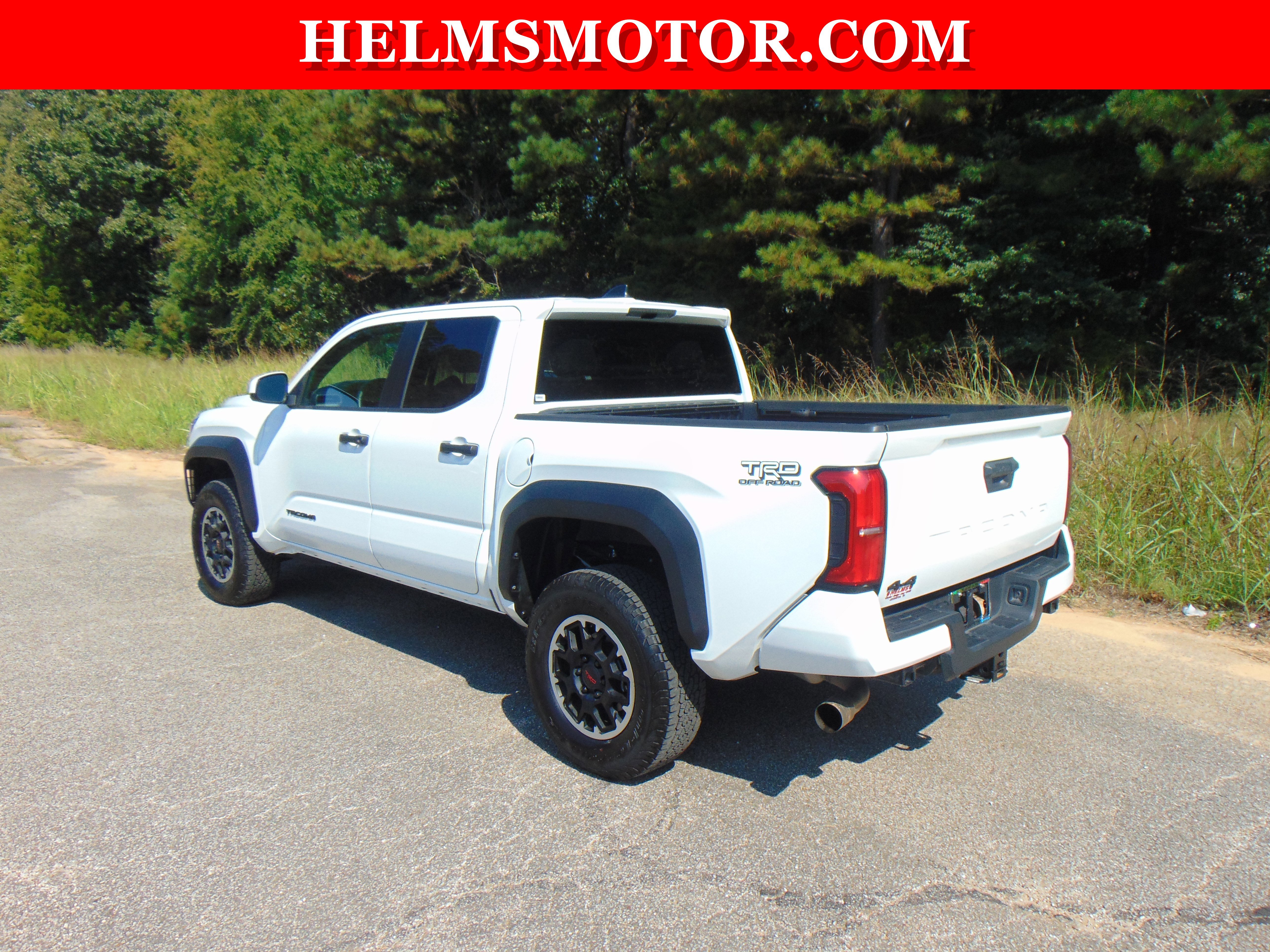 Used 2024 Toyota Tacoma TRD Off-Road image 7