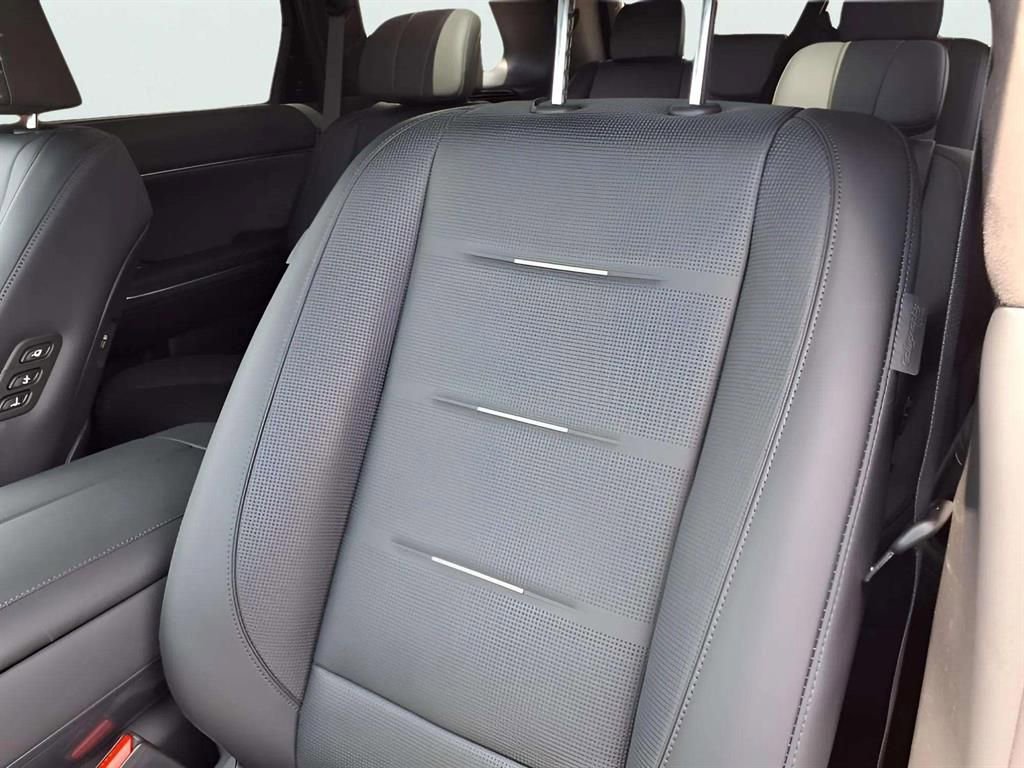 New 2026 Hyundai Palisade Calligraphy image 10