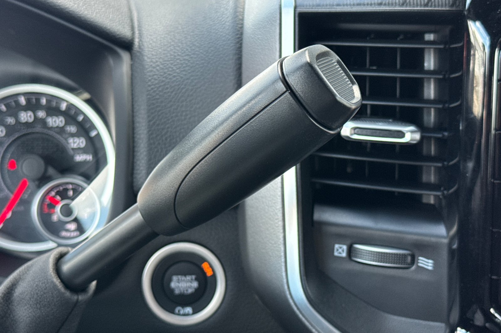 New 2026 RAM 3500 Big Horn AWD/4WD image 20