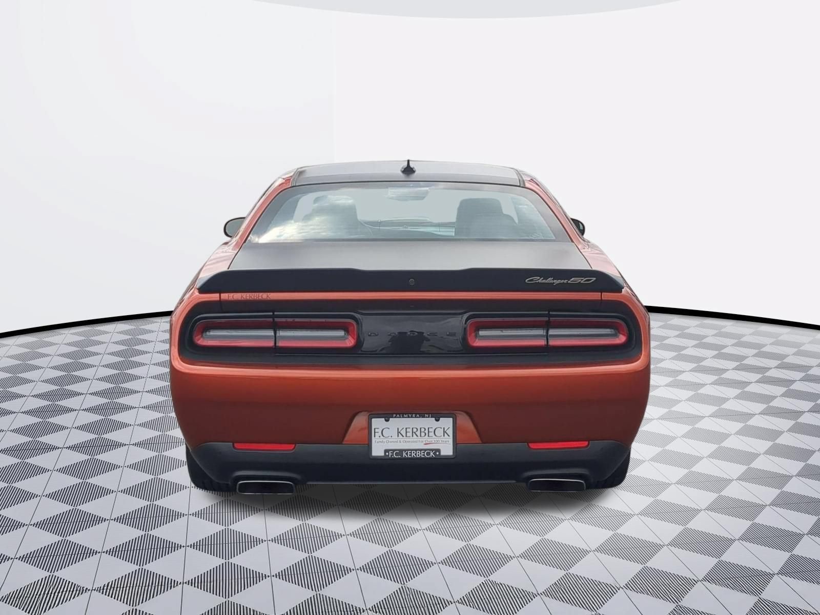 Used 2020 Dodge Challenger R/T RWD image 6