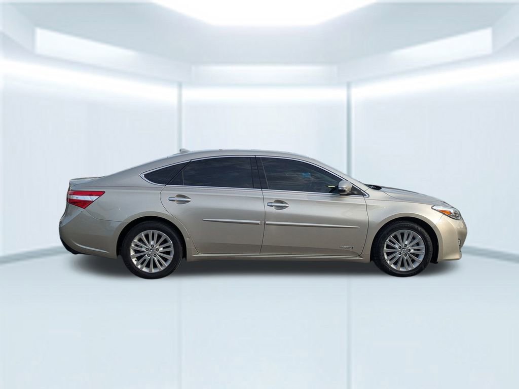 Used 2015 Toyota Avalon XLE Touring image 7