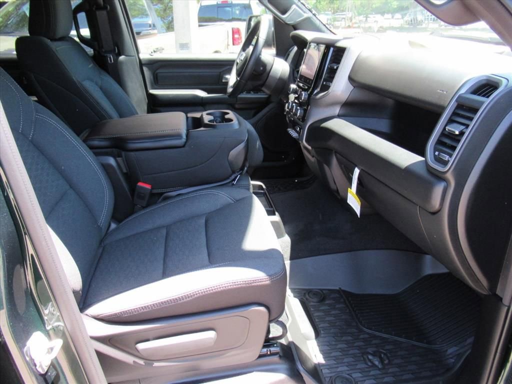 New 2026 RAM 1500 Classic Warlock AWD/4WD image 9