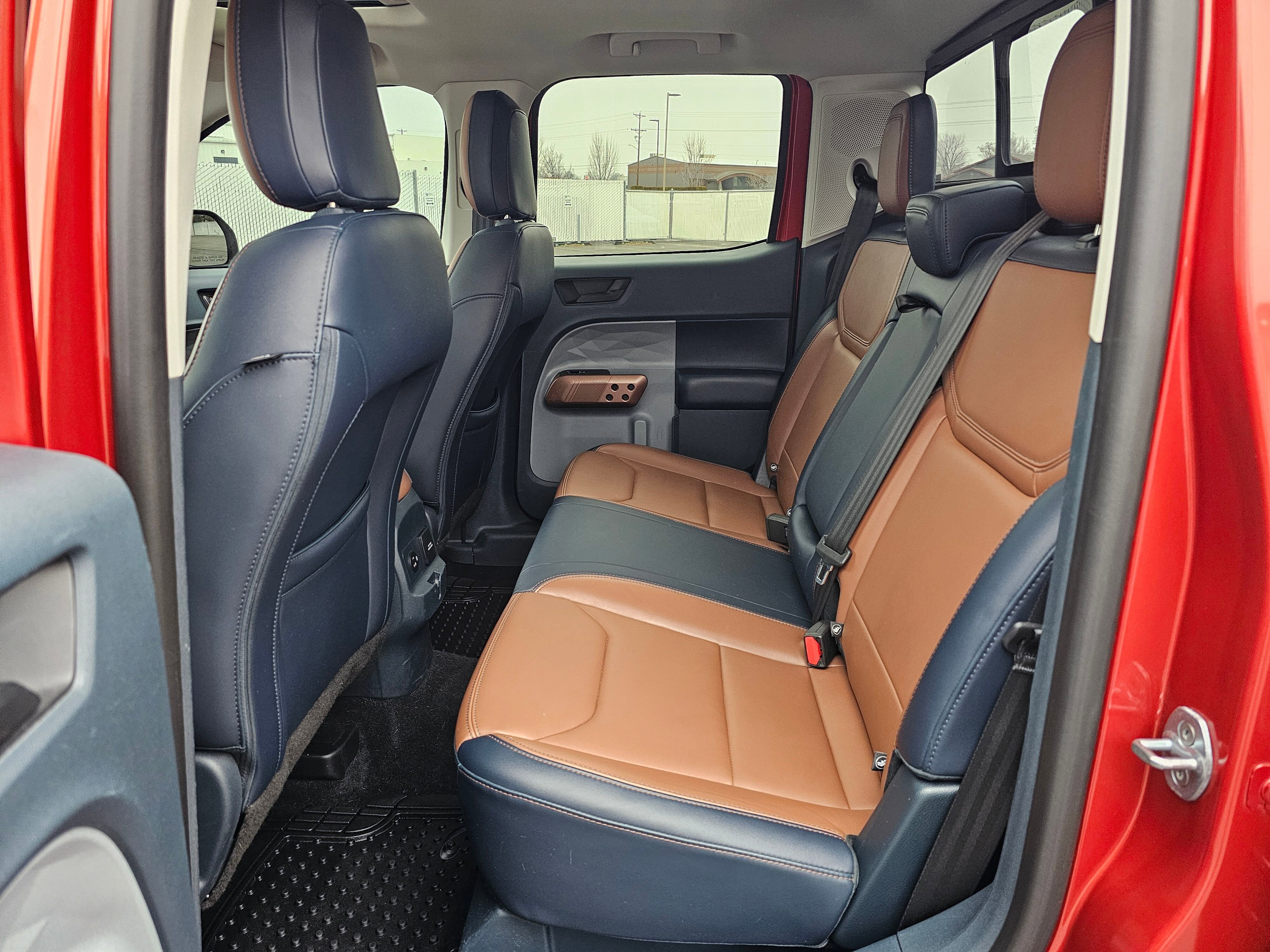 Used 2022 Ford Maverick Lariat w/ Lariat Luxury Package image 43