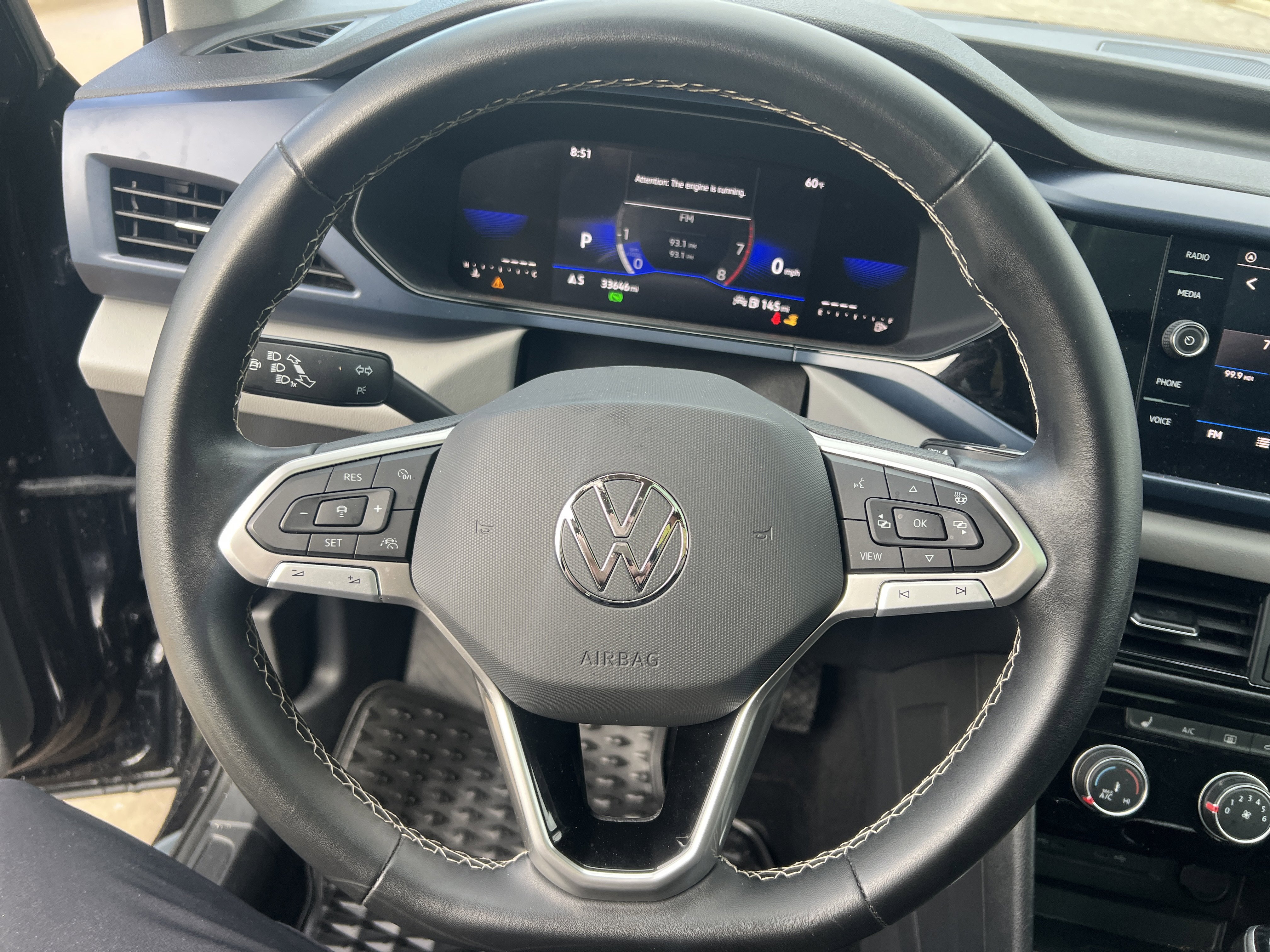 Certified 2023 Volkswagen Taos SE w/ Panoramic Sunroof Package FWD image 17