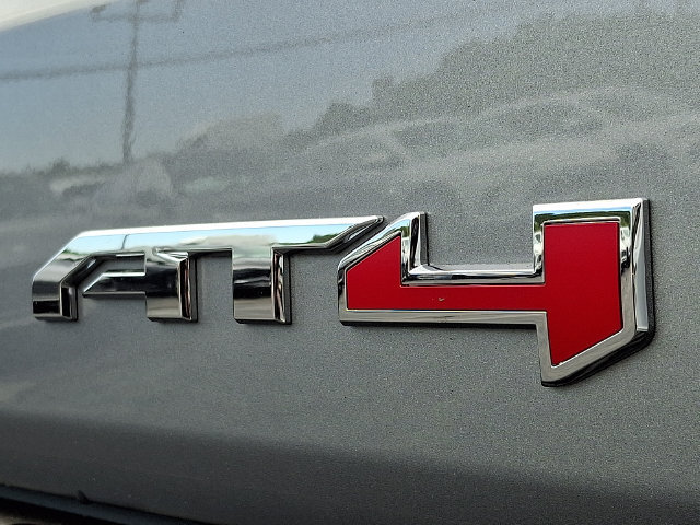 New 2026 GMC Yukon AT4 w/ AT4 Premium Package AWD/4WD image 28