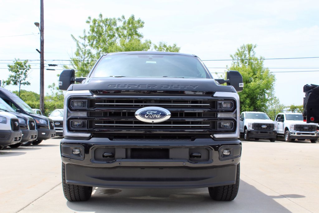 New 2026 Ford F350 Platinum w/ FX4 Off-Road Package AWD/4WD image 23