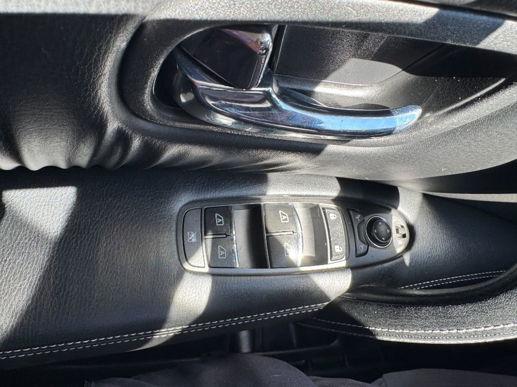 Used 2019 Nissan Armada SL w/ Premium Package image 21