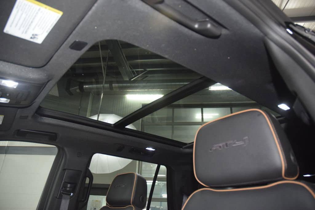 Used 2024 GMC Yukon AT4 AWD/4WD image 53