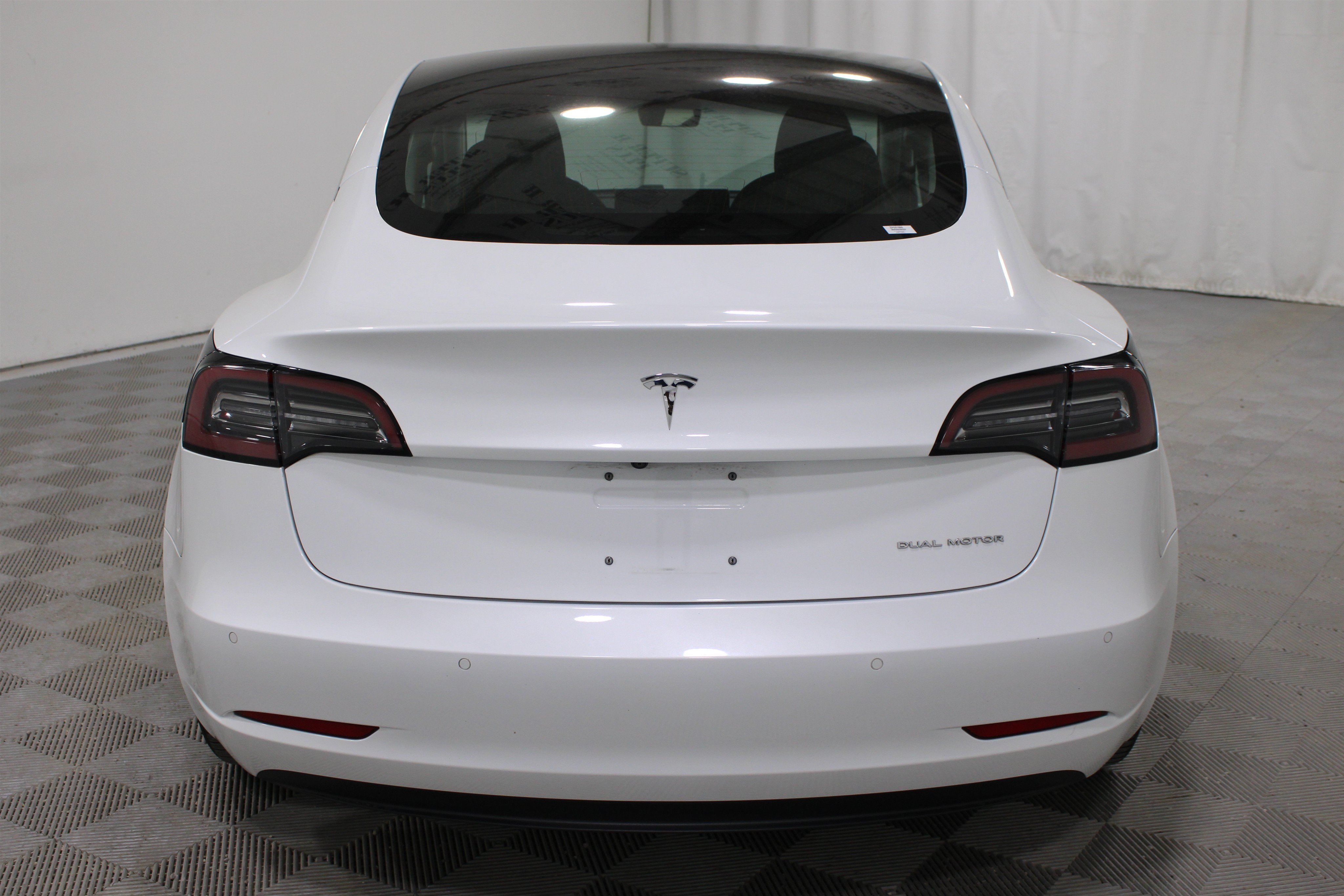 Used 2018 Tesla Model 3 AWD/4WD image 21