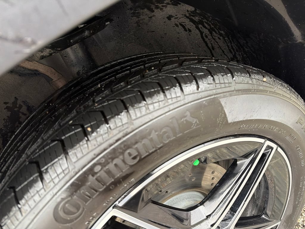Certified 2025 Mercedes-Benz GLB 250 4MATIC image 28