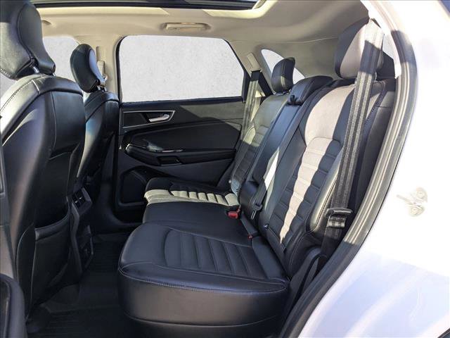 Used 2017 Ford Edge SEL w/ Equipment Group 201A image 19