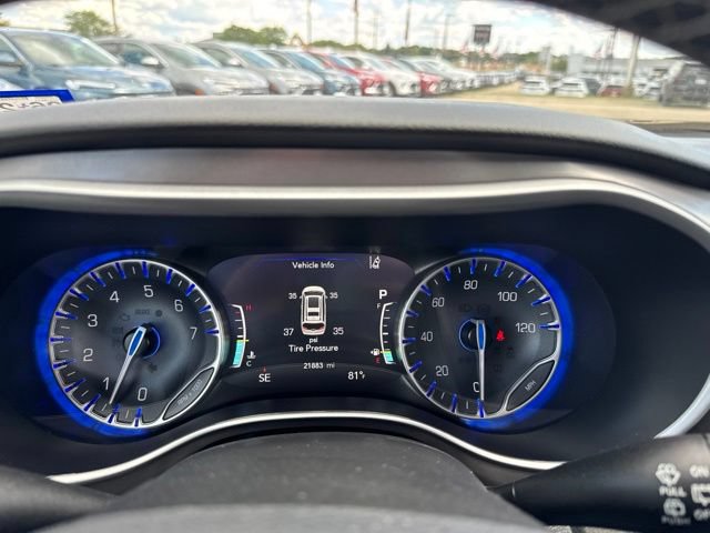 Used 2025 Chrysler Pacifica Select FWD image 23