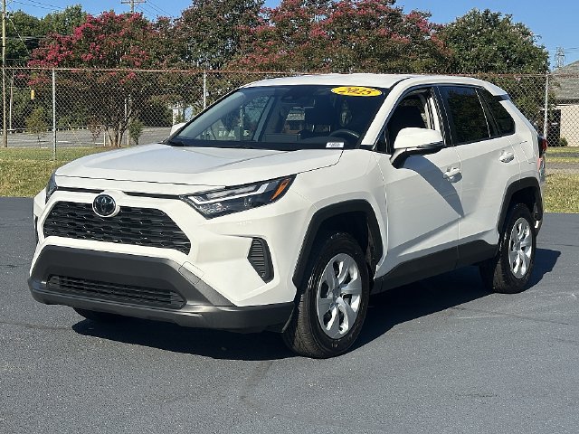 Certified 2025 Toyota RAV4 LE FWD image 4
