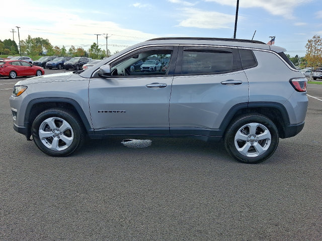 Used 2020 Jeep Compass Latitude w/ Popular Equipment Group AWD/4WD image 4