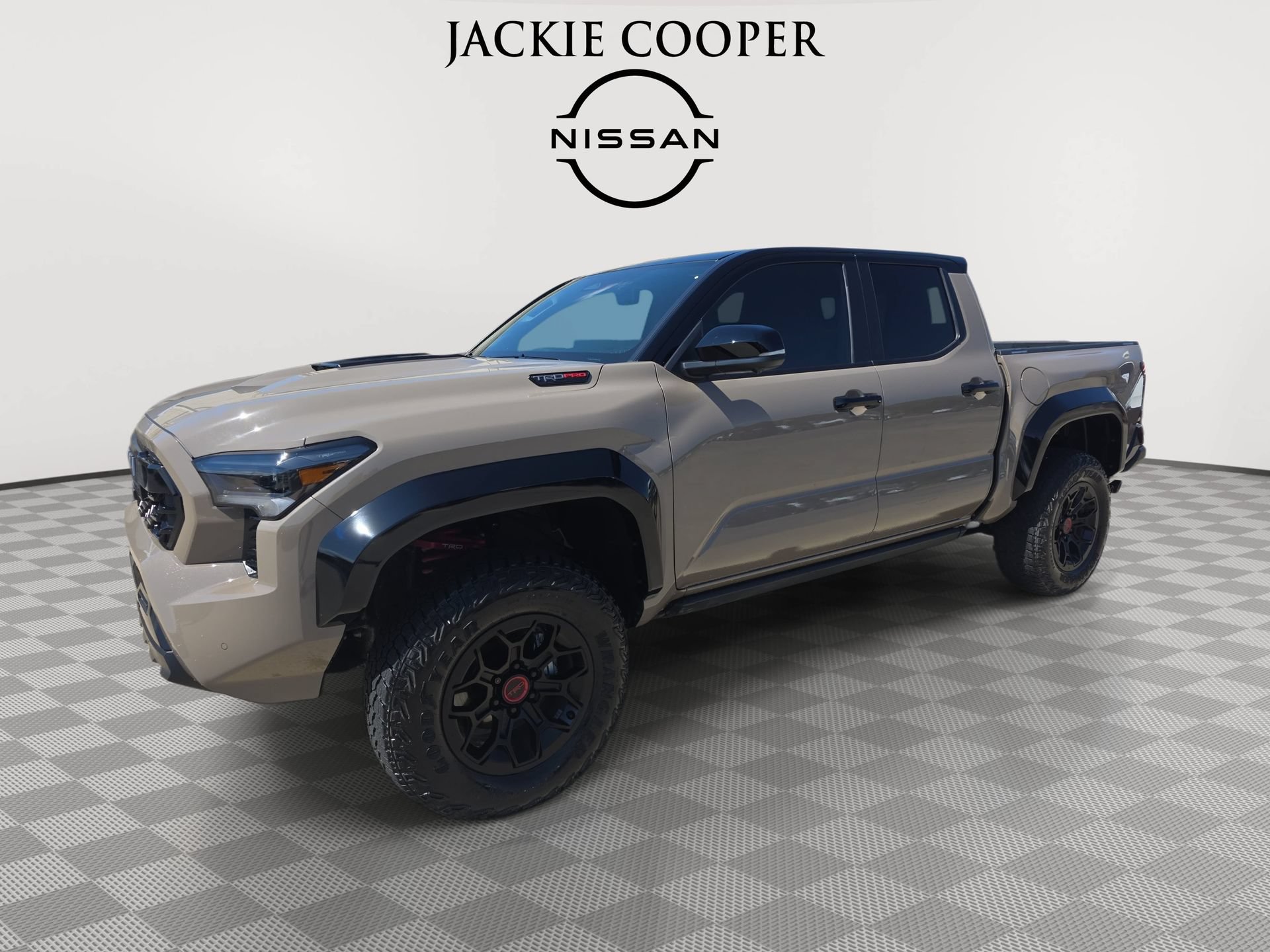 Used 2025 Toyota Tacoma TRD Pro AWD/4WD image 1