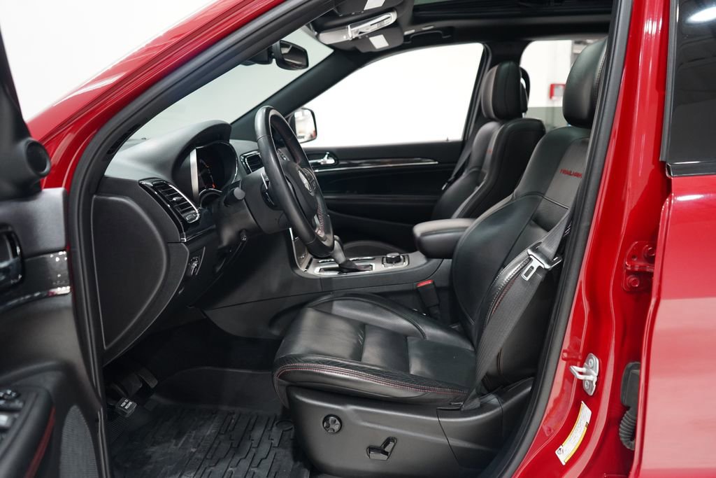 Used 2019 Jeep Grand Cherokee Trailhawk w/ Trailhawk Luxury Group image 17