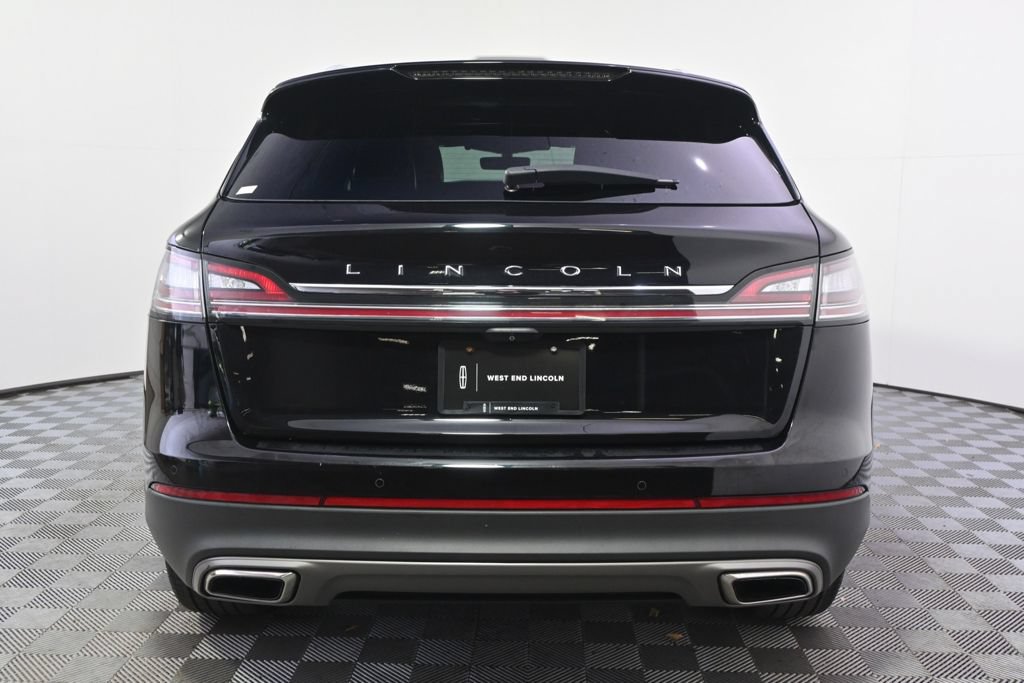 Used 2023 Lincoln Nautilus Reserve w/ Monochromatic Package AWD/4WD image 5
