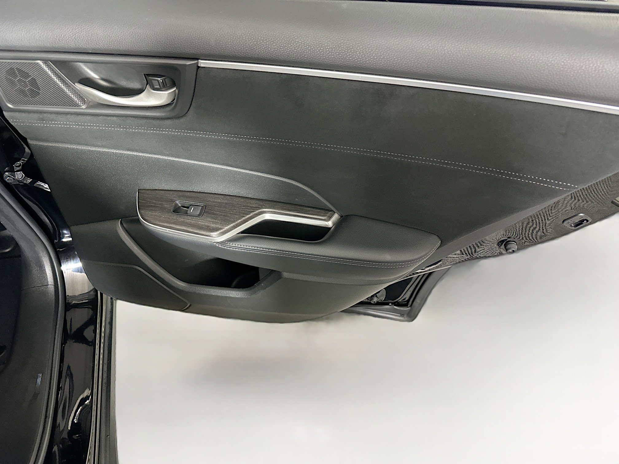 Used 2018 Honda Clarity Touring image 28