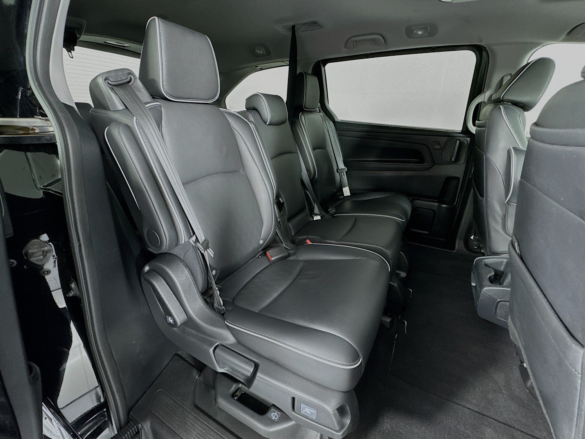Certified 2024 Honda Odyssey Elite image 30
