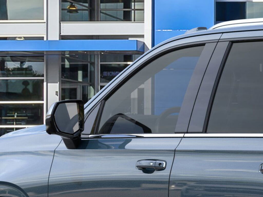 New 2026 Chevrolet Suburban Premier image 12