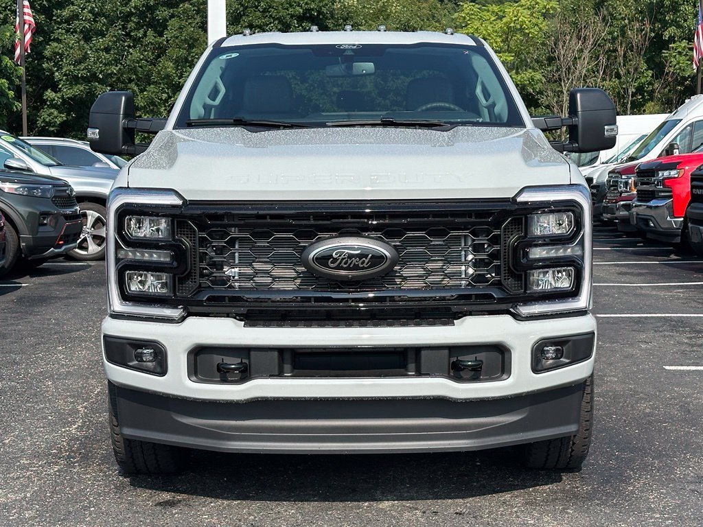 New 2026 Ford F350 XLT w/ XLT Premium Package AWD/4WD image 35