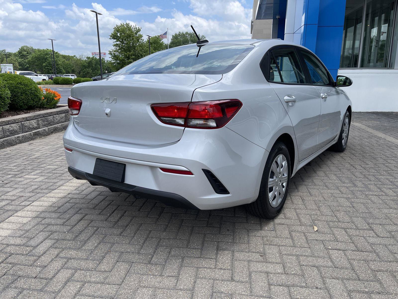 Used 2023 Kia Rio LX FWD image 5