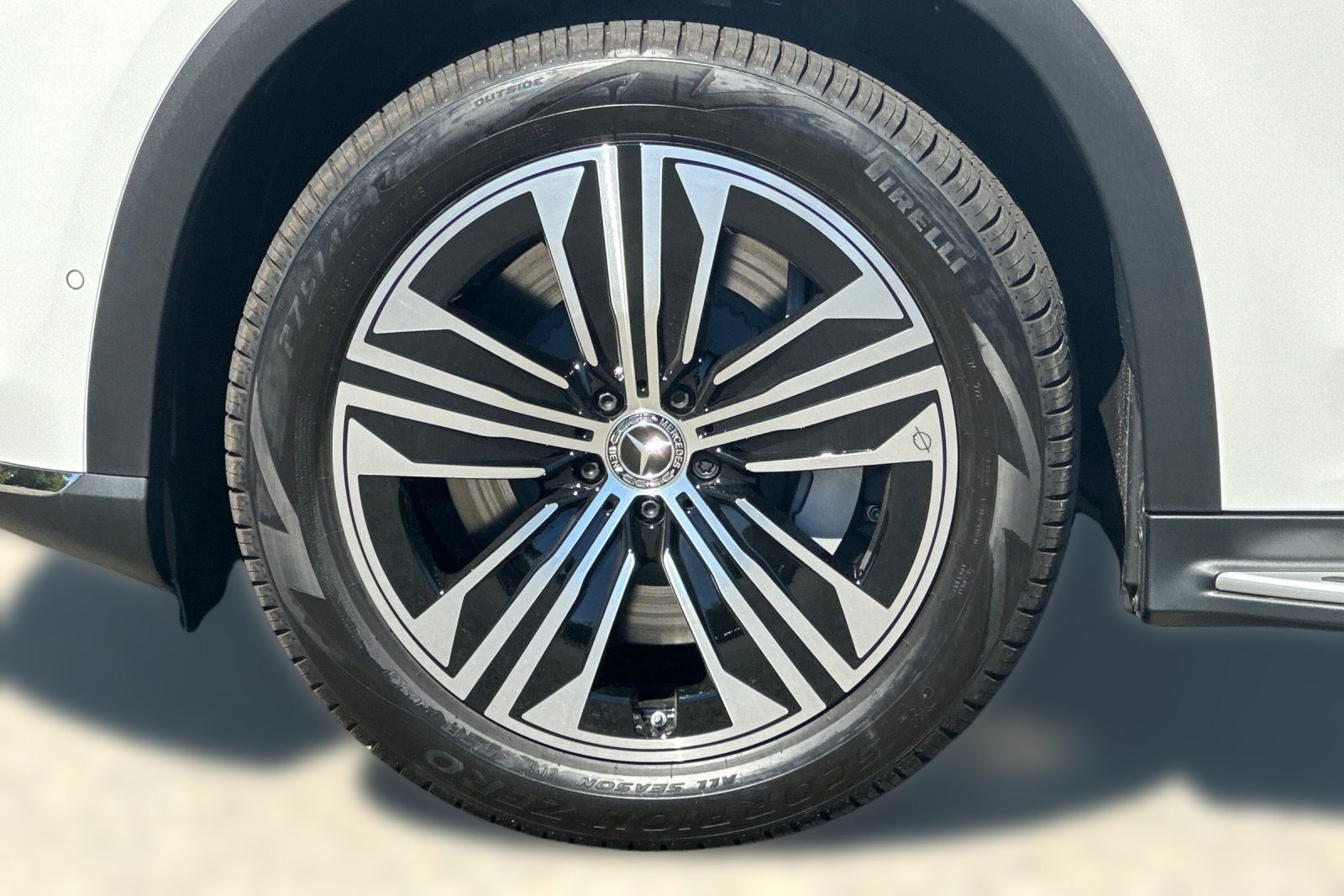 New 2027 Mercedes-Benz EQS 400 4MATIC SUV image 13