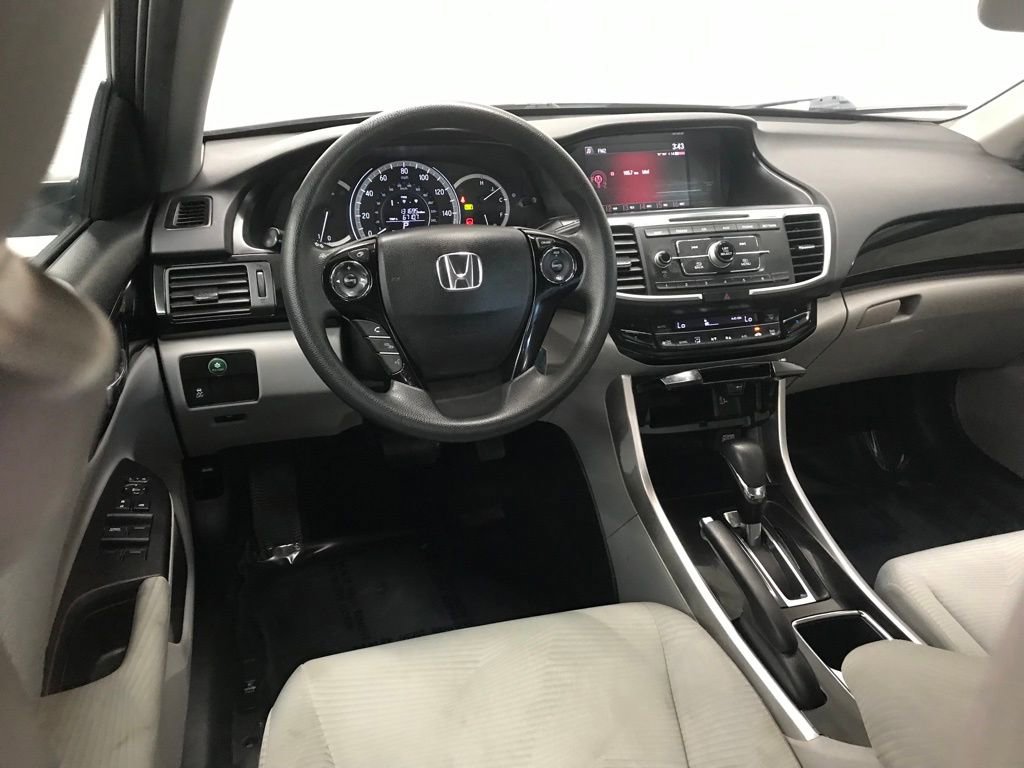 Used 2016 Honda Accord LX image 25