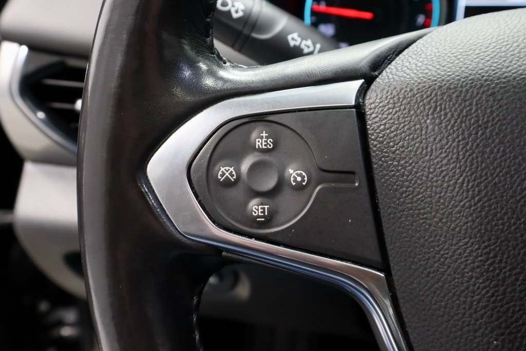 Used 2018 Chevrolet Traverse LT w/ LPO, Floor Liner Package image 32