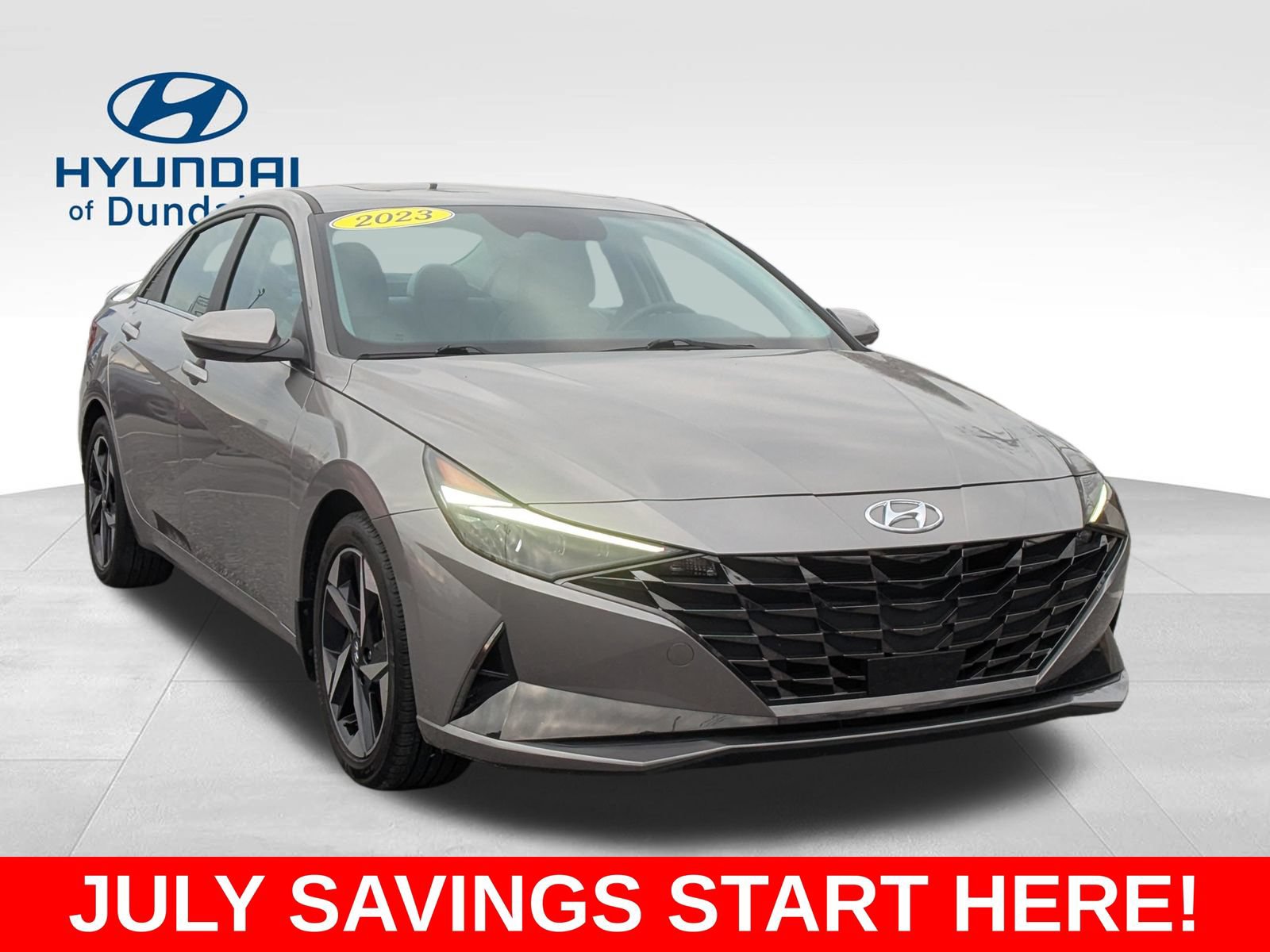 Used 2023 Hyundai Elantra Limited w/ Cargo Package FWD image 11