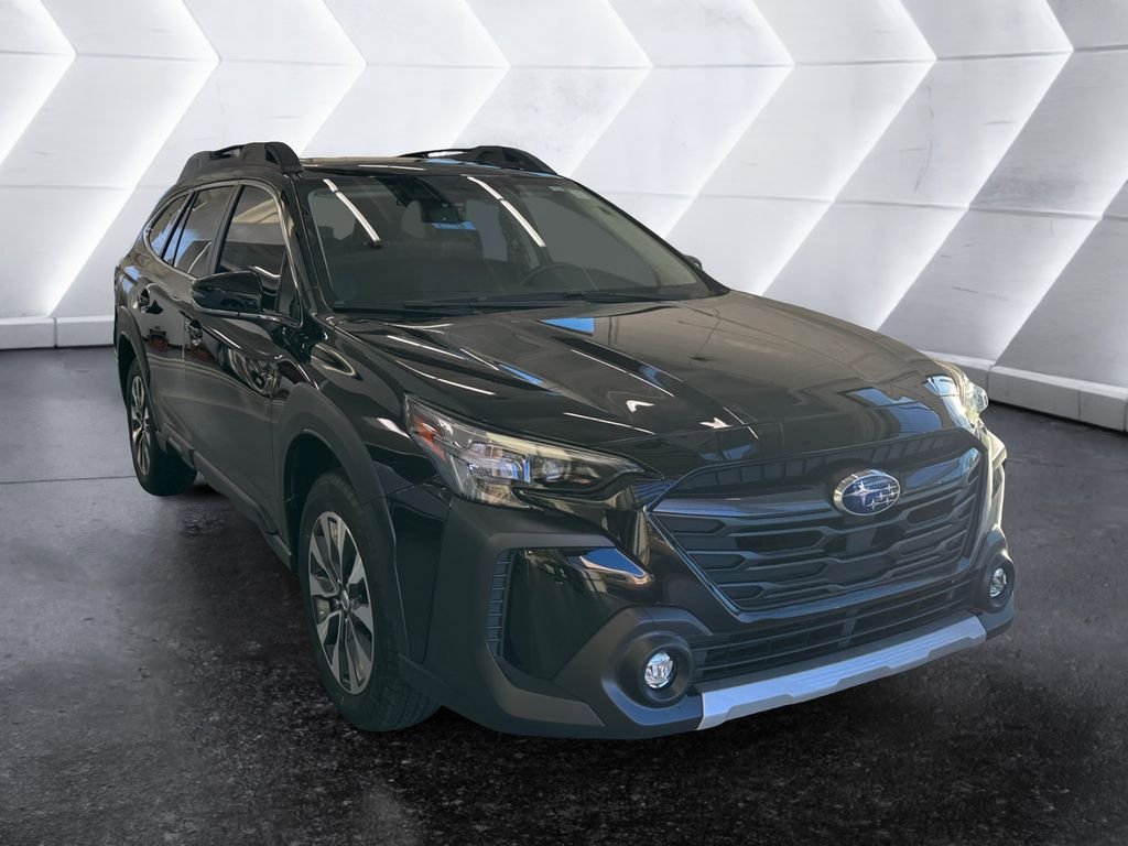 Used 2025 Subaru Outback Limited image 1
