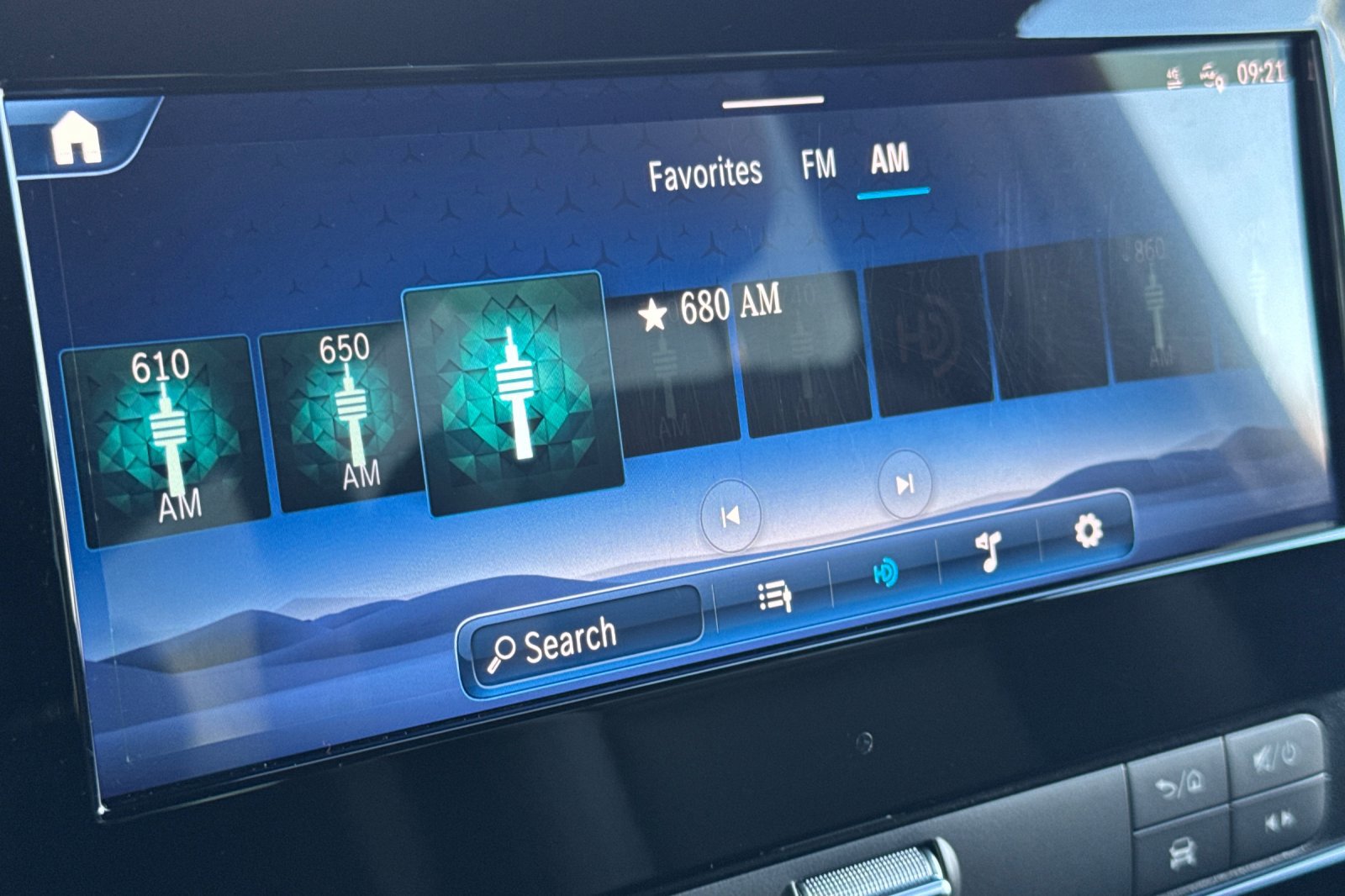 Used 2025 Mercedes-Benz Sprinter 2500 image 19