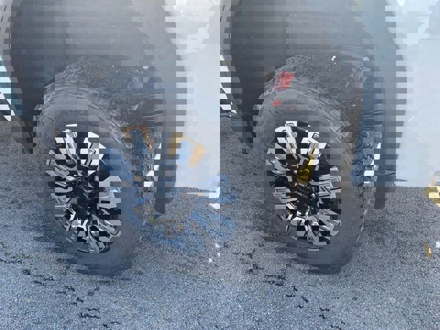 New 2026 GMC Sierra 2500 Denali w/ Denali Reserve Package image 10