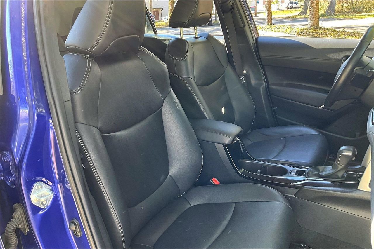 Used 2024 Toyota Corolla Cross XLE image 26