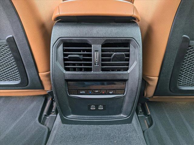 Used 2023 BMW i4 eDrive40 w/ M Sport Package image 19