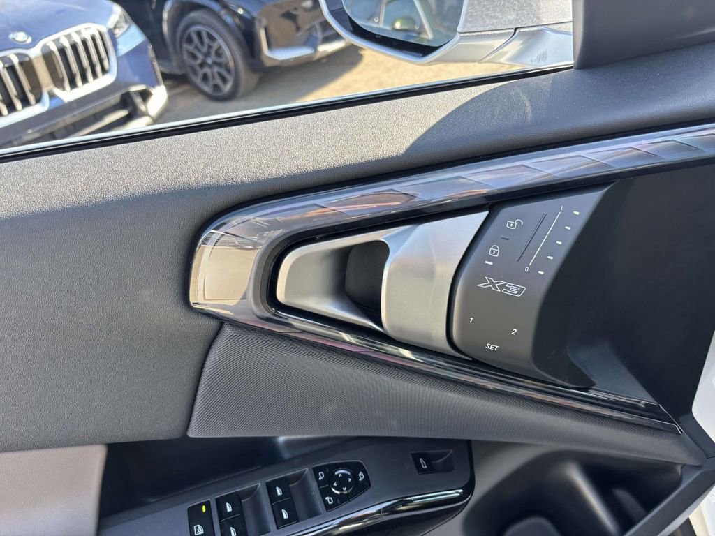 New 2026 BMW X3 xDrive30 image 12