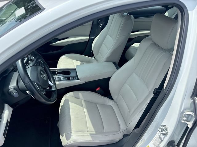 Used 2018 Honda Accord Touring image 11
