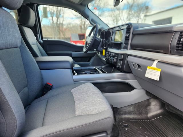 New 2026 Ford F450 XLT image 10