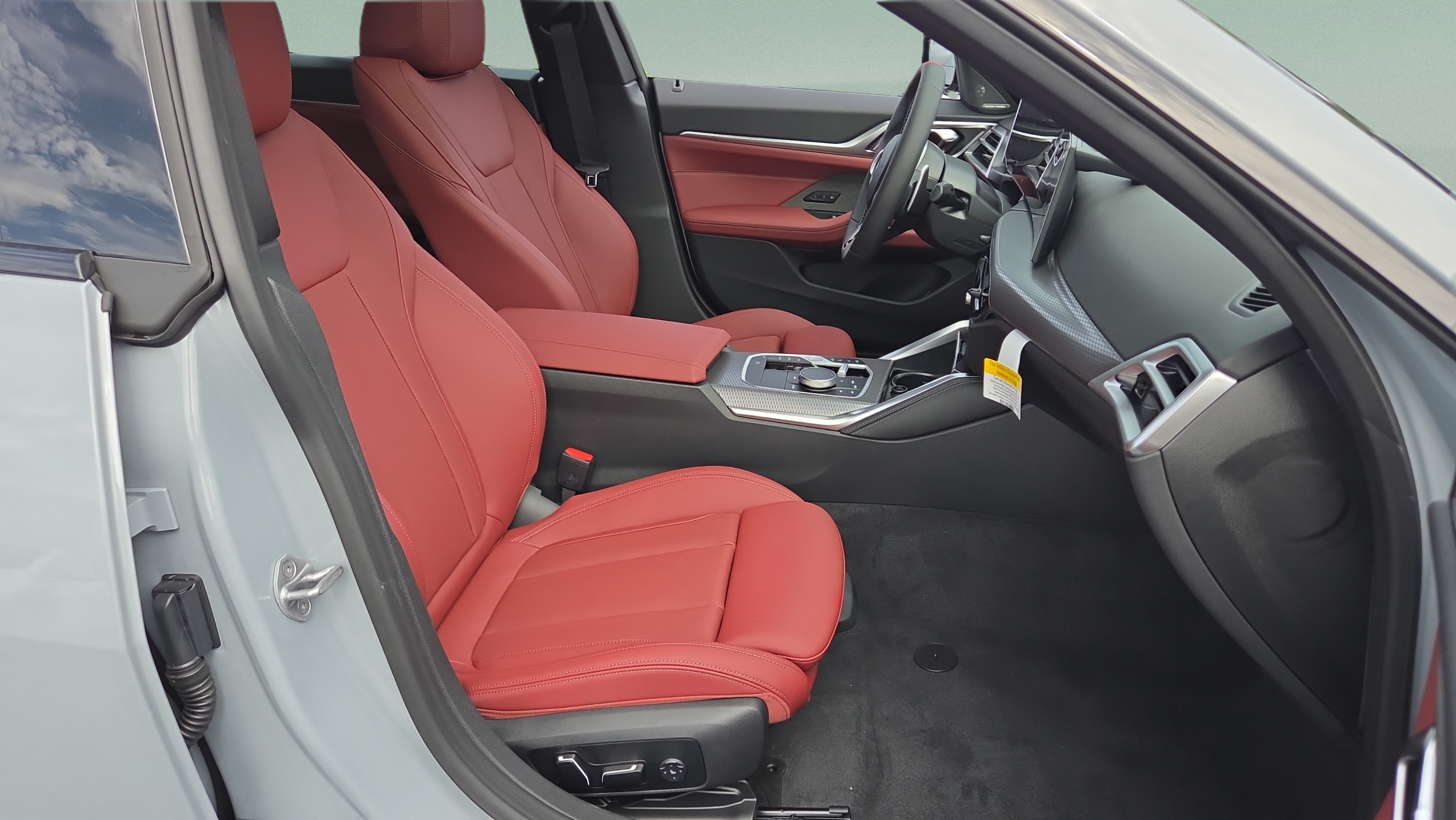New 2026 BMW 440i xDrive w/ Premium Package AWD/4WD image 17
