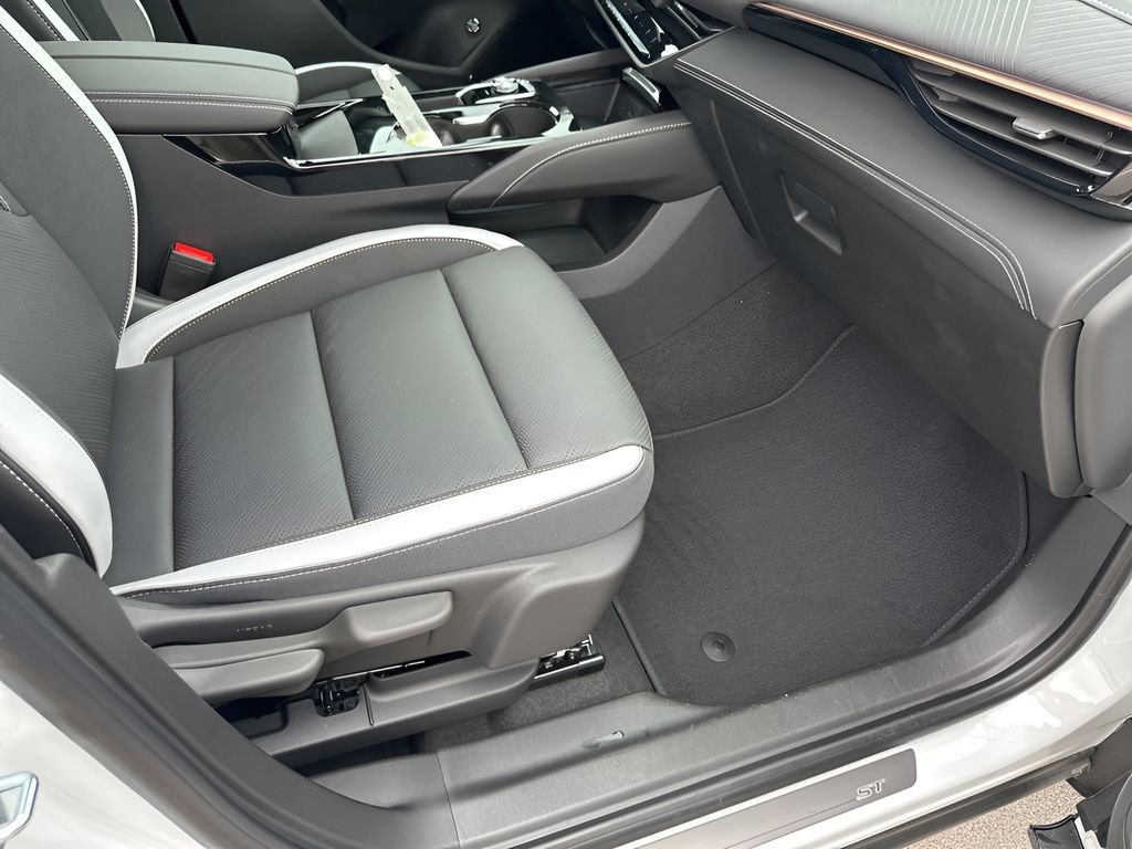 New 2026 Buick Envision Sport Touring image 16