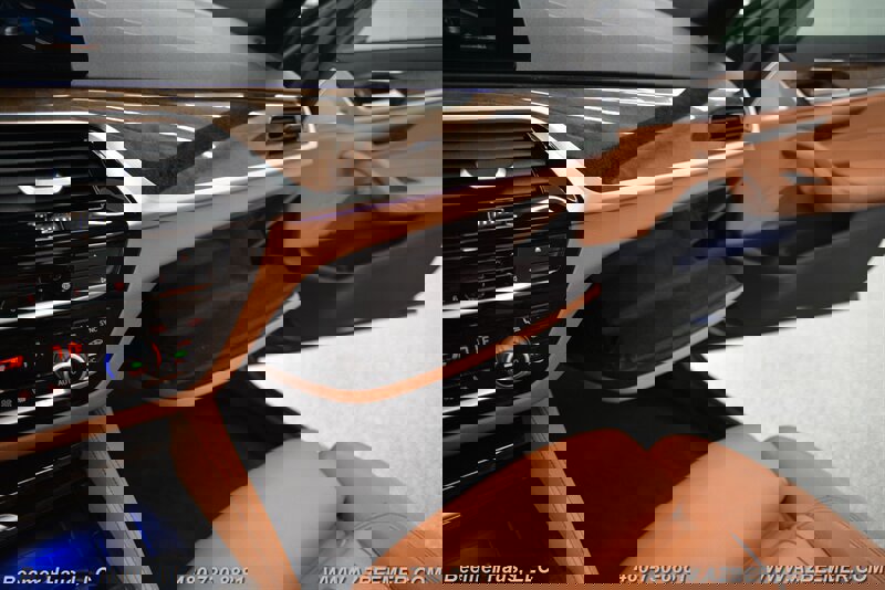 Used 2018 BMW 530e image 38