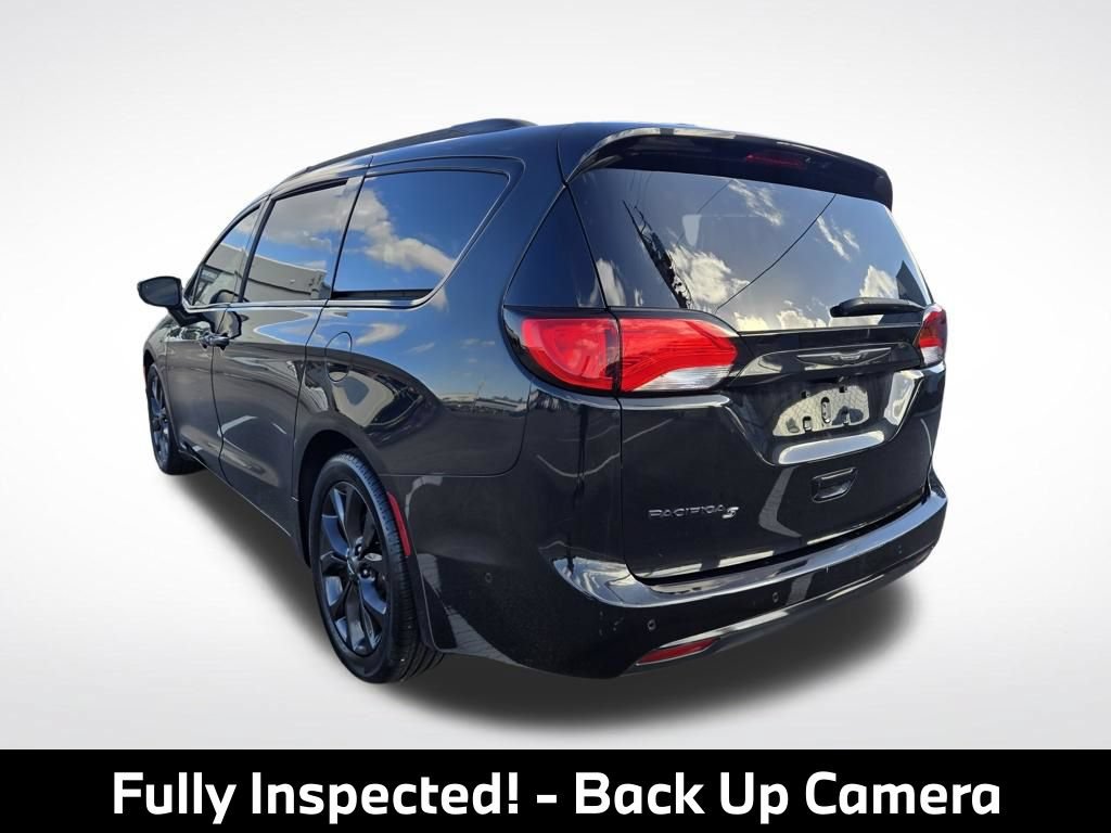 Used 2019 Chrysler Pacifica Touring-L Plus w/ Advanced Safetytec Group FWD image 5