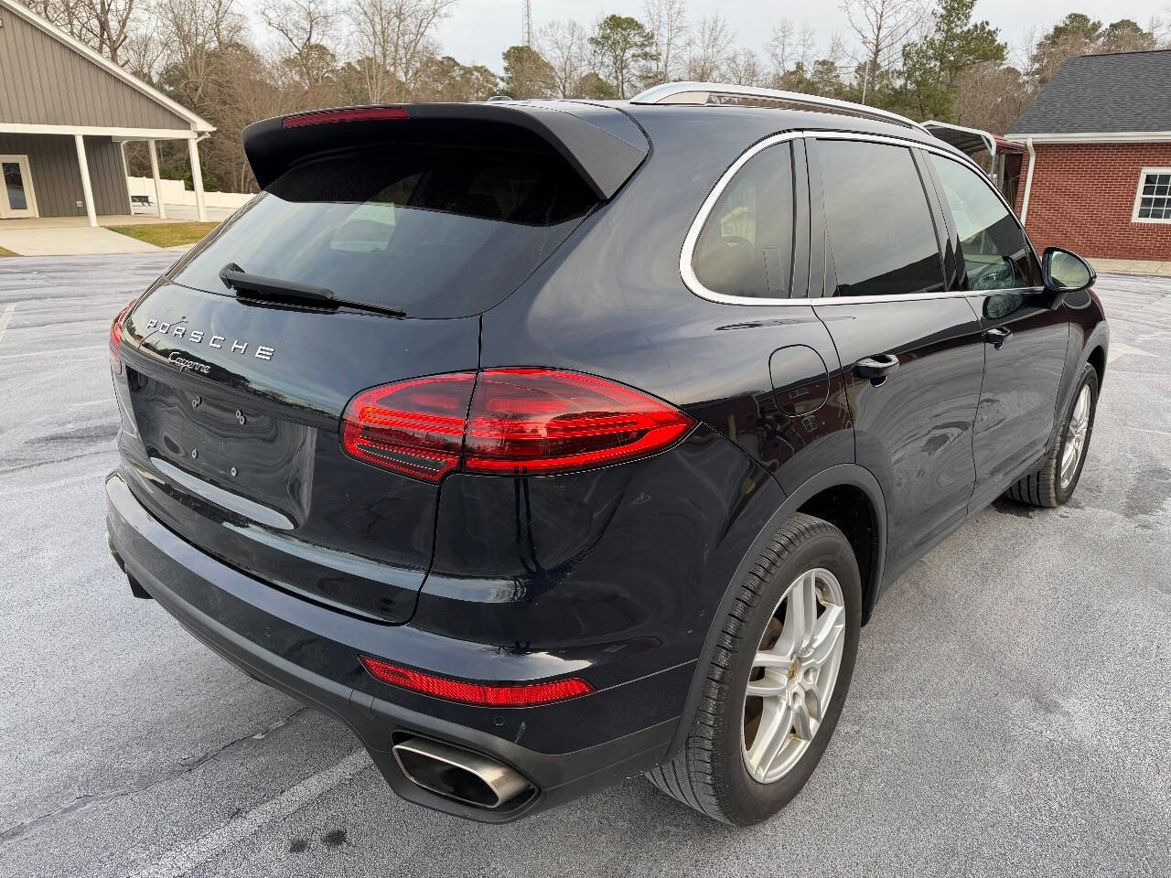 Used 2016 Porsche Cayenne Base AWD 4dr SUV image 7