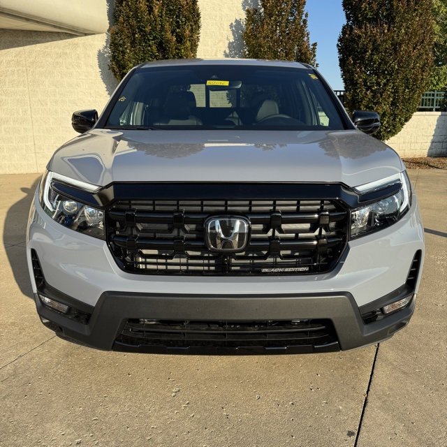 New 2026 Honda Ridgeline Black Edition image 8