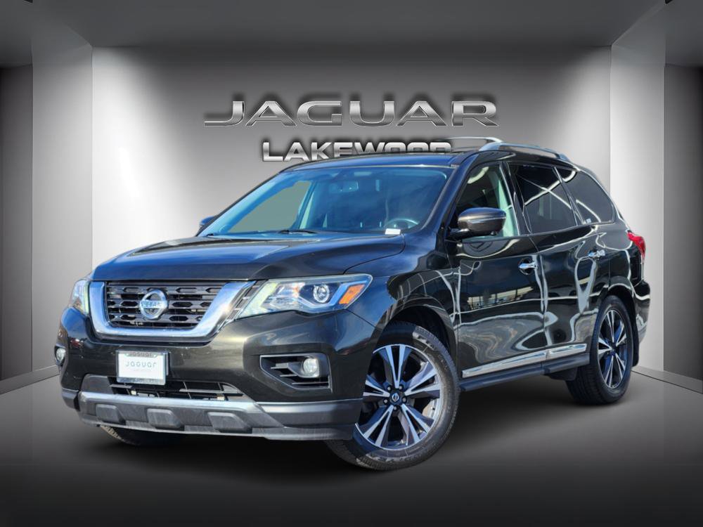 Used 2017 Nissan Pathfinder Platinum image 1