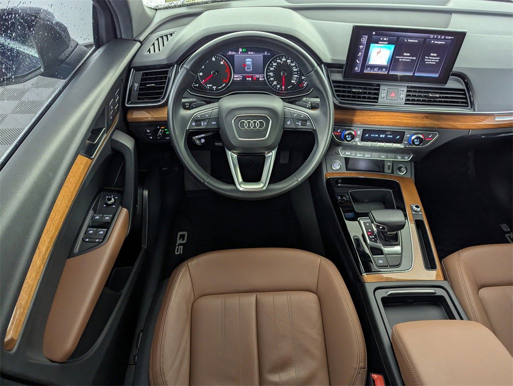 Used 2021 Audi Q5 2.0T Premium w/ Convenience Package image 14