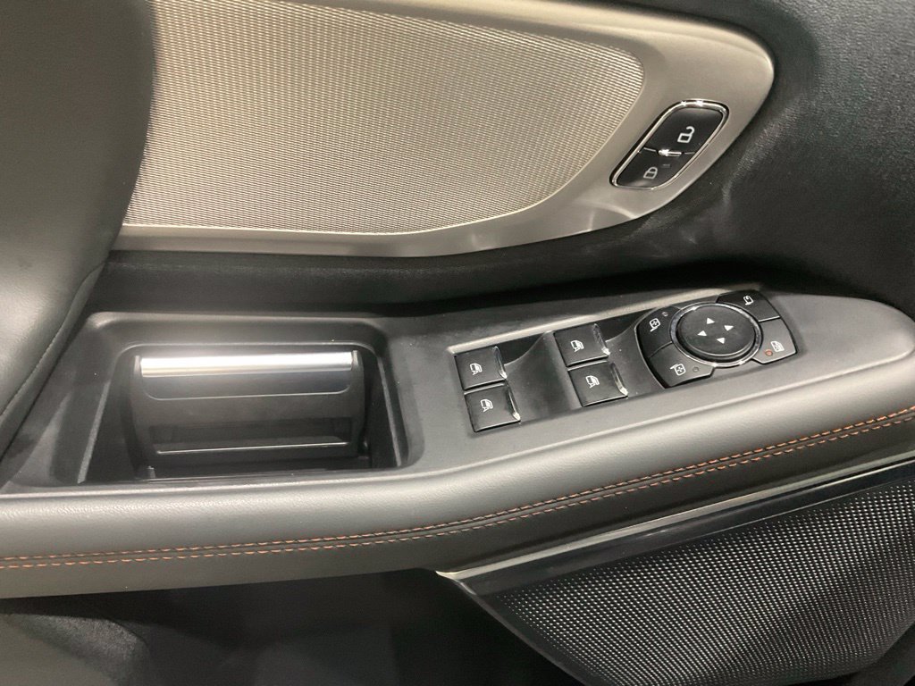 Used 2025 Ford Expedition Active RWD image 7