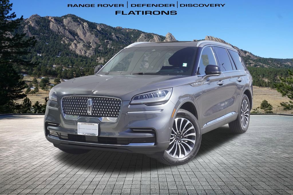 Used 2023 Lincoln Aviator Reserve w/ Equipment Group 201A image 1