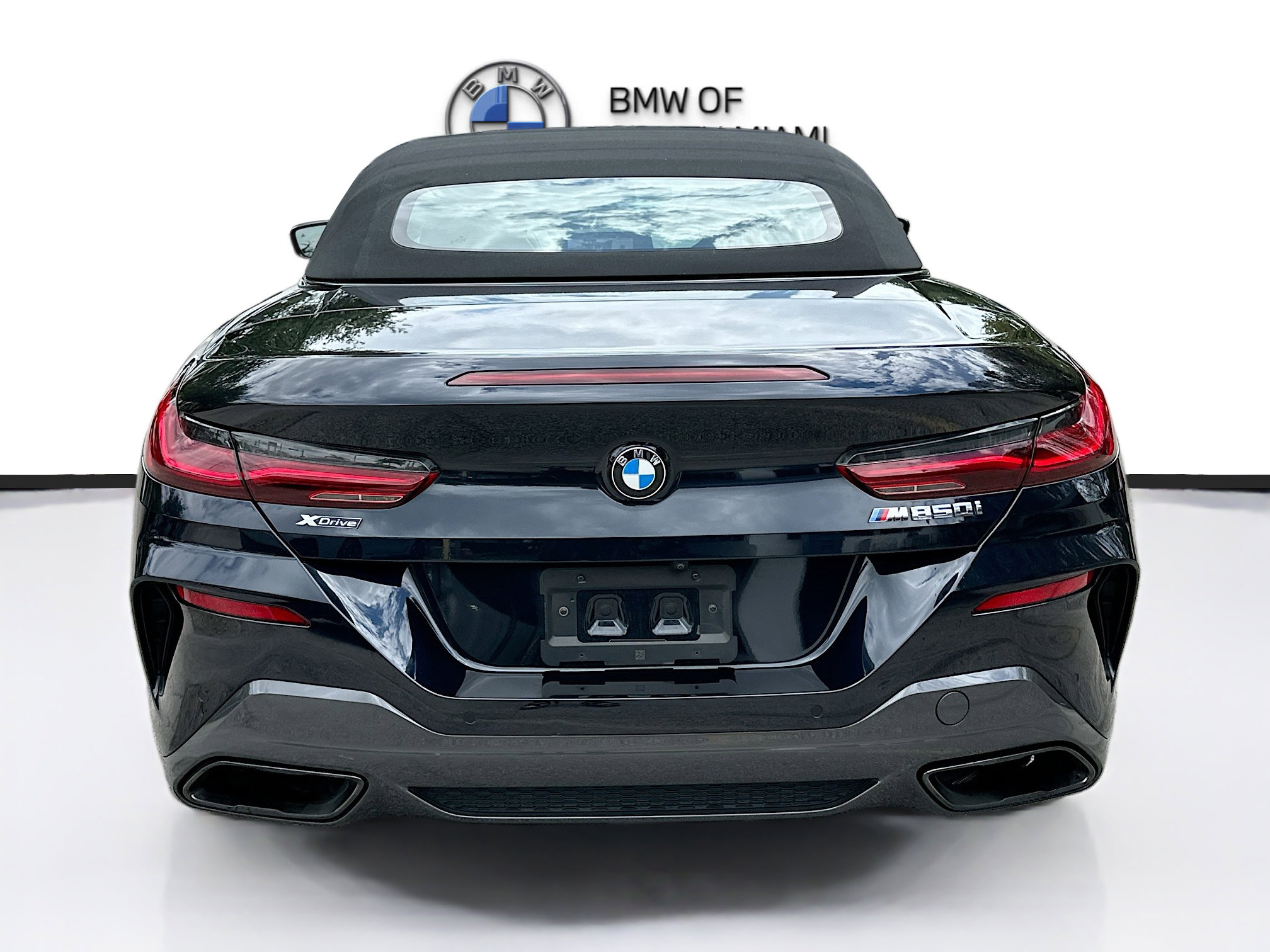 Used 2024 BMW M850i xDrive Convertible AWD/4WD image 6