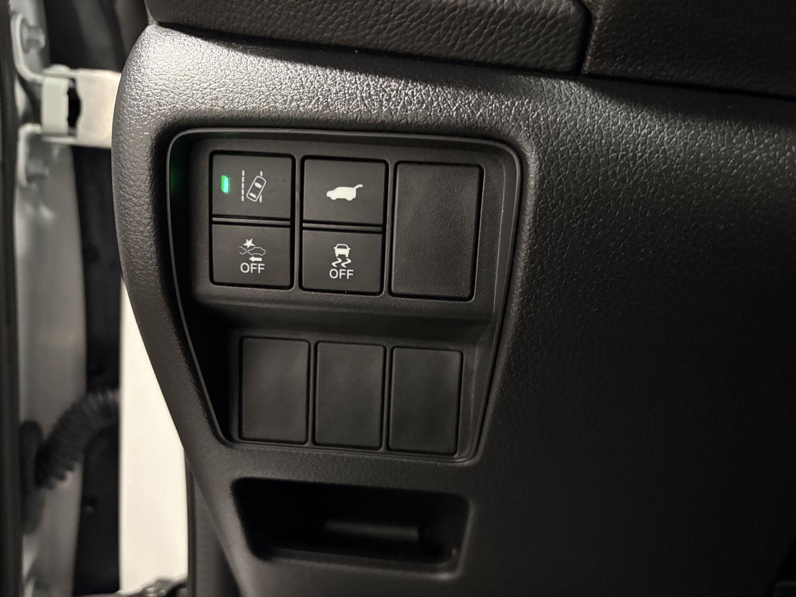 Used 2022 Honda CR-V Touring image 16